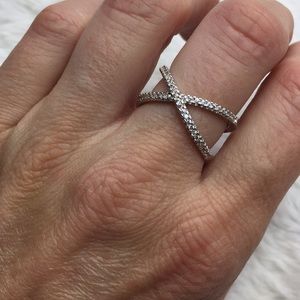 NWOT .925 Crisscross CZ Ring Size 8